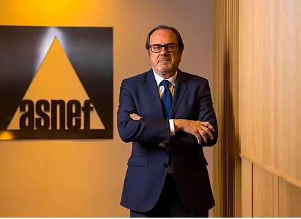 Fernando Casero, presidente de ASNEF, fue entrevistado por el Diario El Mundo y presentó los resultados de 2022.